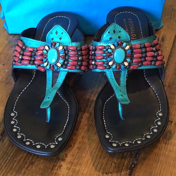 Donald J Pliner Sandals size 8 M - Picture 2 of 15